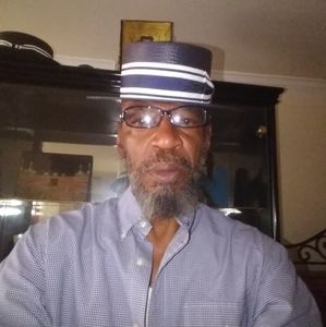 Meet your Posher, Avery